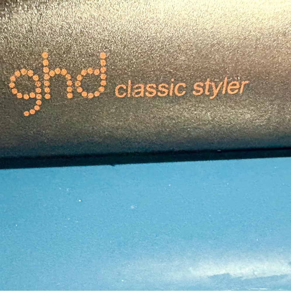 GHD Classic Styler in Black 4.2B